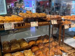 -CARINO BAKERY&CAFE(人广来福士店)