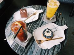 -UNI UNI(环亚凯瑟琳店)