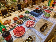 -玩坞轰趴馆·户外团建聚会主题生日派对馆(世豪广场店)