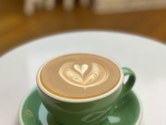 热拿铁-Line 咖啡(石厦花园店)