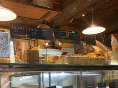 面包甜点陈列柜-仙峰天然面包(迎宾路店)