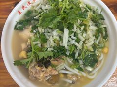 -文山荷鲜居(翠湖店)