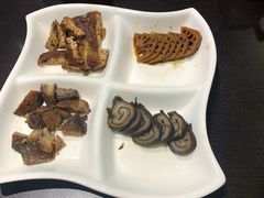 -老牌坊鲁菜名店(美莲广场店)