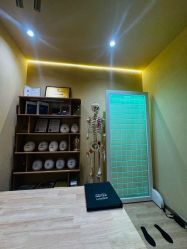 -小颜秘家·韩国整骨