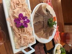 -佬土鹅肠火锅(解放路店)