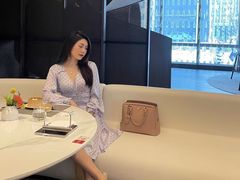 -瑞虹新天地月亮湾