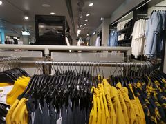 -H&M(天一广场店)