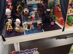 -泡泡玛特POPMART(上海环球港店)