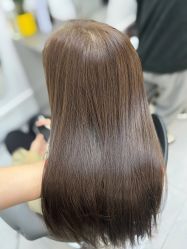 -十六番发型师事务所