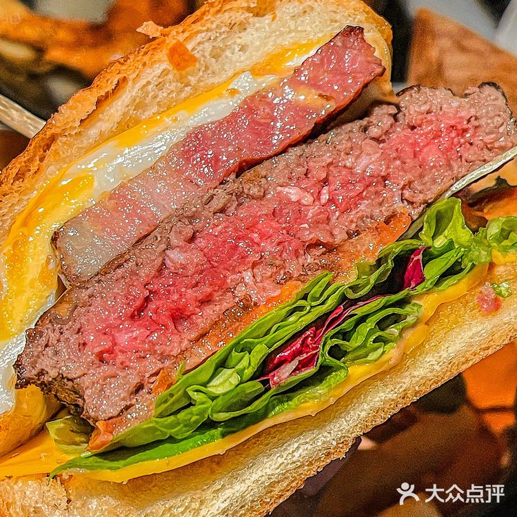 上海探店|去吃藏在酒店里的氛围小酒馆