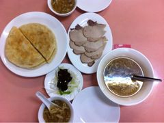 iphone_upload_pic-李连贵熏肉大饼(沈阳站店)