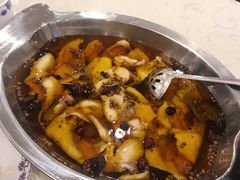 -鑫巴蜀小镇 · 水煮鱼专研店(玉桥店)