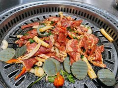 -马路牙子烧烤音乐酒馆(望京店)