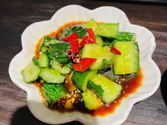 手拍黄瓜-乔街深夜食堂·台州菜·高压锅生蚝(杭州总店)