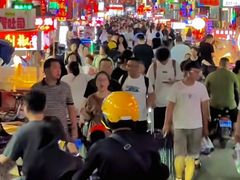 -许西美食一条街