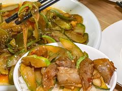 -嫩芽 ·地道重庆菜(十八梯露台夜景店)