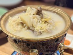 铜锅酸菜炖软骨-小吊梨汤·北京菜·烤鸭(鸟巢店)