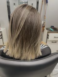 -藤野造型烫发染发