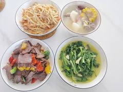 -乐禧母婴全自营月嫂(宝山店)