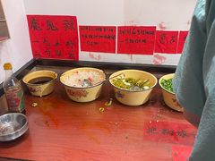 -柳州肥姨妈大骨螺蛳粉(曹路店)