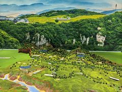 -龙潭大峡谷