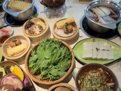 -一叶一世界·素食餐厅(锦华万达店)