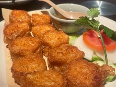 -大头虾越式风味餐厅(光明广场店)