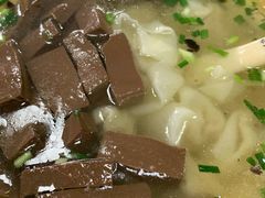 鸭血小馄饨-文武汤包馆(辉河店)