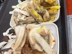 -菌之家·专业纯野生菌火锅·特色炒菌