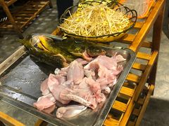 -地锅公社·现炒地锅鸡·地锅鱼·夜宵(罗锦路店)