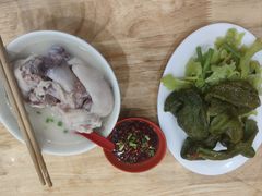 -雷祖芳老妈蹄花店