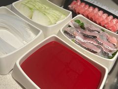 -海底捞火锅鲜切牛肉主题店(长寿路店)