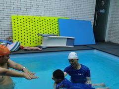-IBOBI亲子游泳俱乐部(华侨城中心)