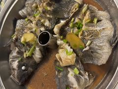 -湘力力小院·鱼汤泡饭(枫林路店)