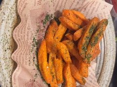 -LESCEDARS  Bistro香柏树(外滩店)