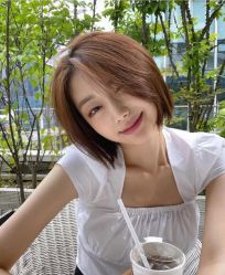 -东方美妍小鹏造型