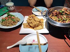 -川人百味·水煮活鱼(赛罕万达店)