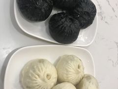 -李与白包子铺(桐梓林店)