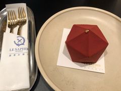 -LE SAPHIR 莎菲尔菓子(和兴店)