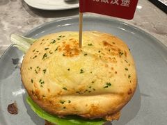 -必胜客(余姚五彩城店PH店)