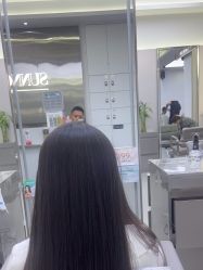 -首脑美发沙龙