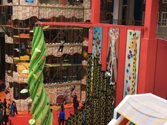 -蒙特利亲子乐园