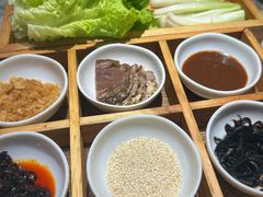 山东卷饼-城南往事·鲁菜·烤鸭(世茂宽厚里·大明湖店)