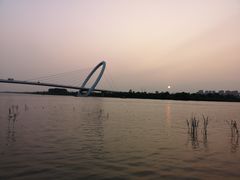 -南京眼步行桥