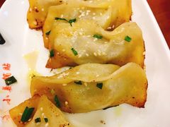 牛肉鍋貼-小姜锅贴(凤凰街店)