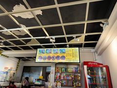 -丽虹云南过桥米线(兴工街店)