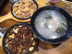 -老东镇啤酒屋海鲜加工·蒸汽海鲜·海鲜烧烤(台东店)