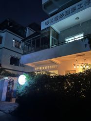 -菲林婚纱摄影工作室