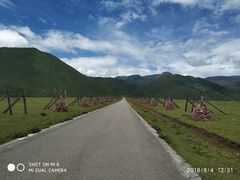 上山的路-石卡雪山