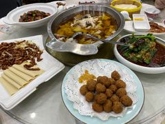 -大鸭梨烤鸭店(金顶街店)